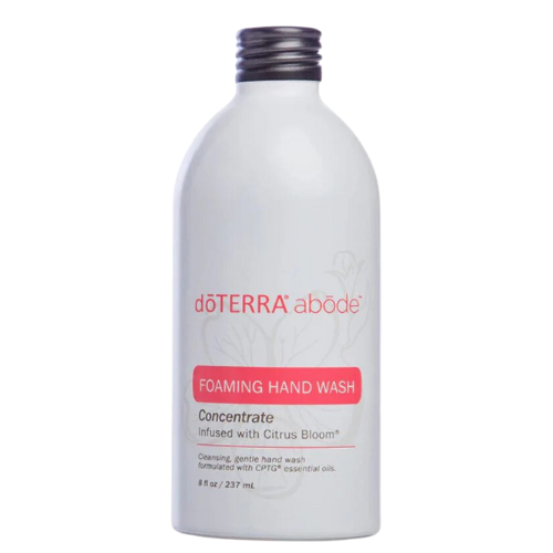 Espuma de Lavar as Mãos Concentrada dōTERRA abōde™ com infusão de dōTERRA Citrus Bloom™